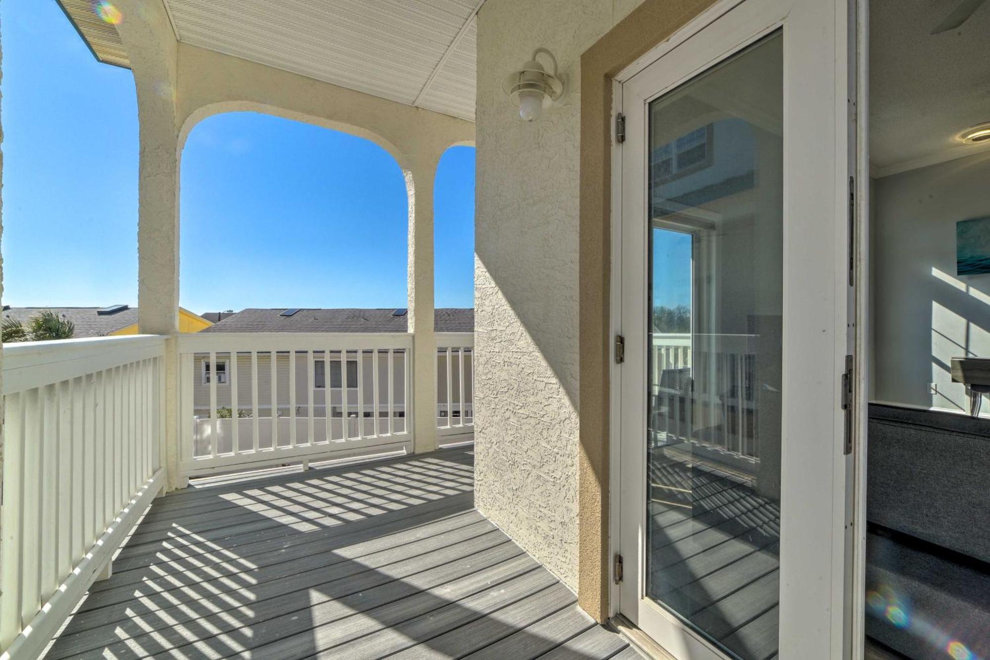 Sunny Pcb Home With Balcony Steps To The Beach! Panama Stadt Exterior foto